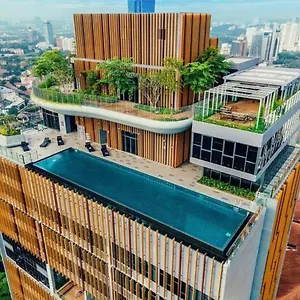  Апартаменты Ceylonz Klcc By Twin Tower View Малайзия
