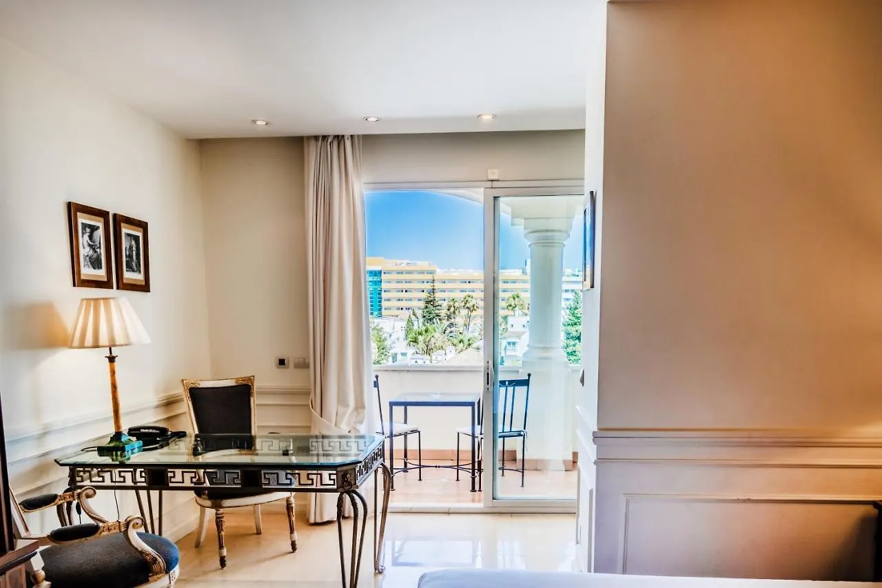 Guadalpin Suites Марбелья 0*,