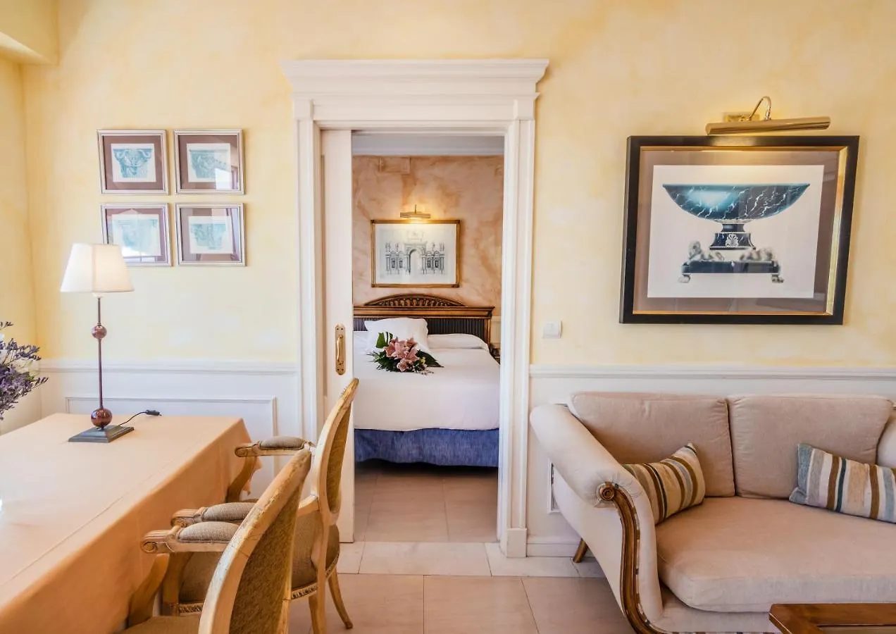 Guadalpin Suites Марбелья Апартаменты