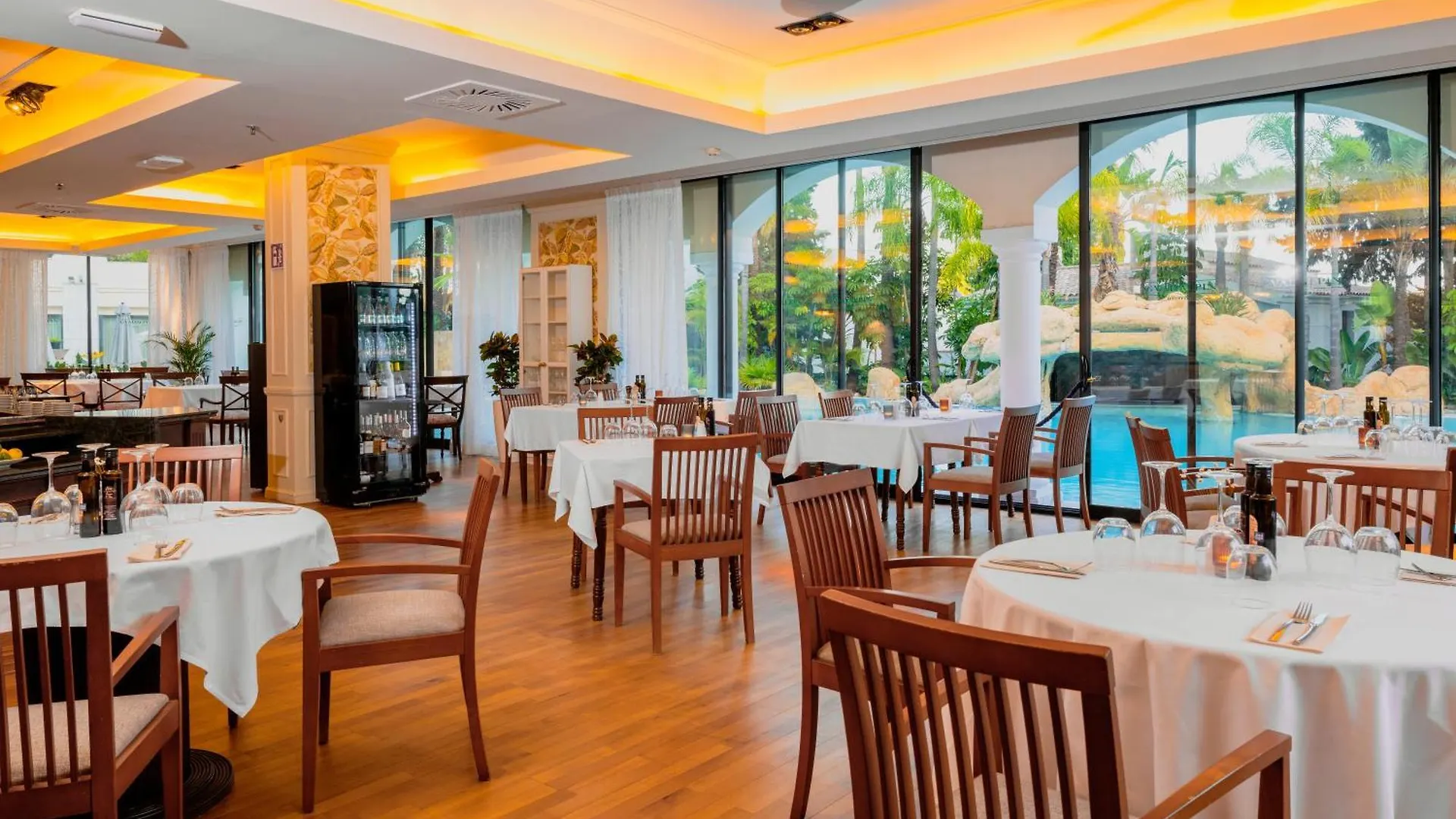 Guadalpin Suites Марбелья Апартаменты
